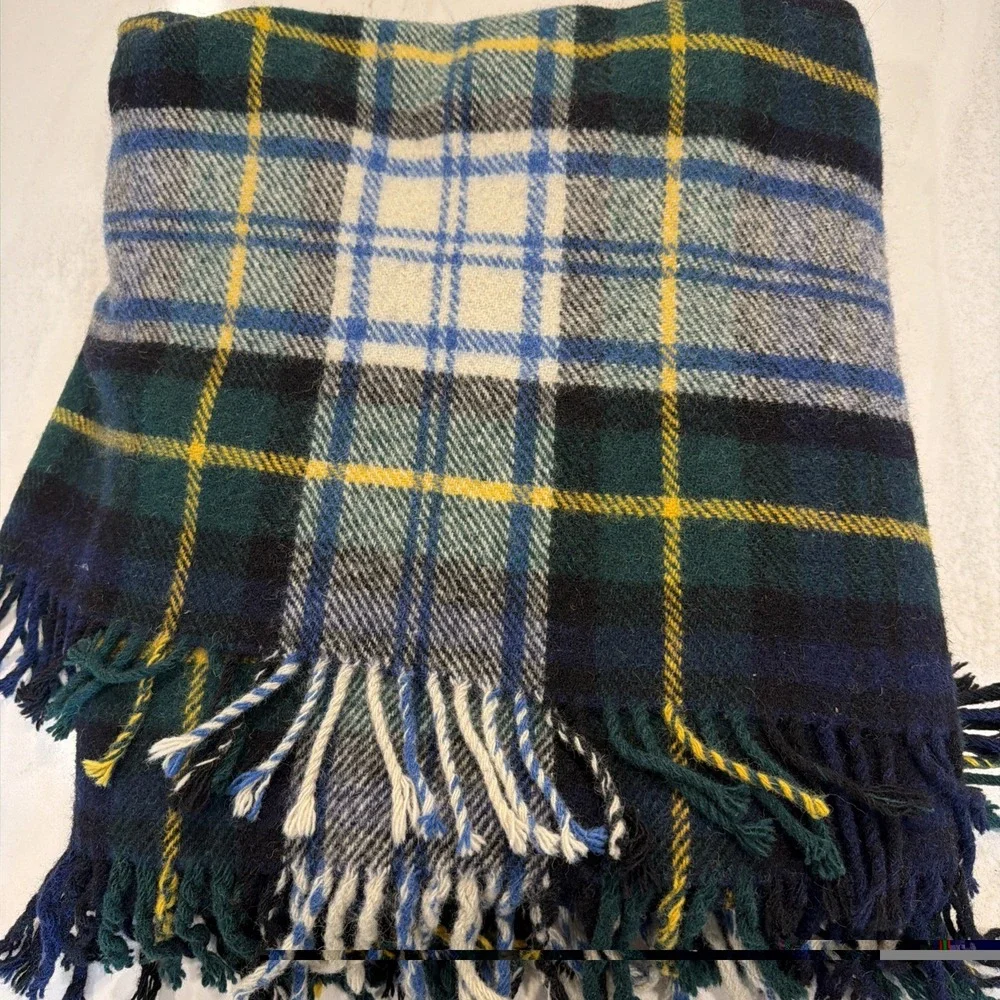 Dress Gordon Tartan 100% Wool Throw Blanket 56X62in